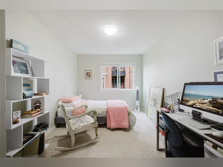 303-1031 Burdett Avenue, Victoria, BC, V8V 3G9 - 20