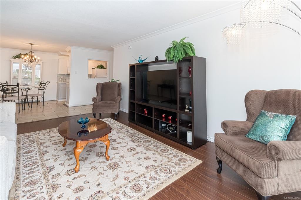 111-2050 White Birch Road, Sidney, BC, V8L 2R1