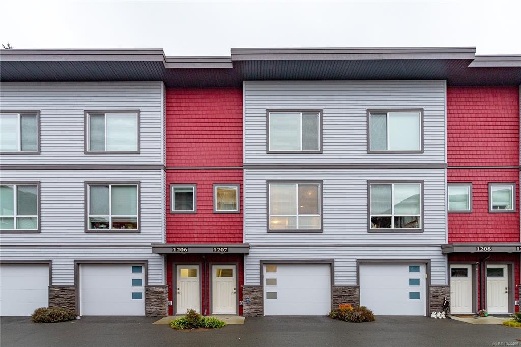1206-3351 Luxton Road, Langford, BC, V9C 0P2