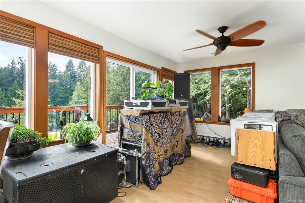 4777 Forbidden Plateau Road, Courtenay, BC, V9J 1R3 - 10
