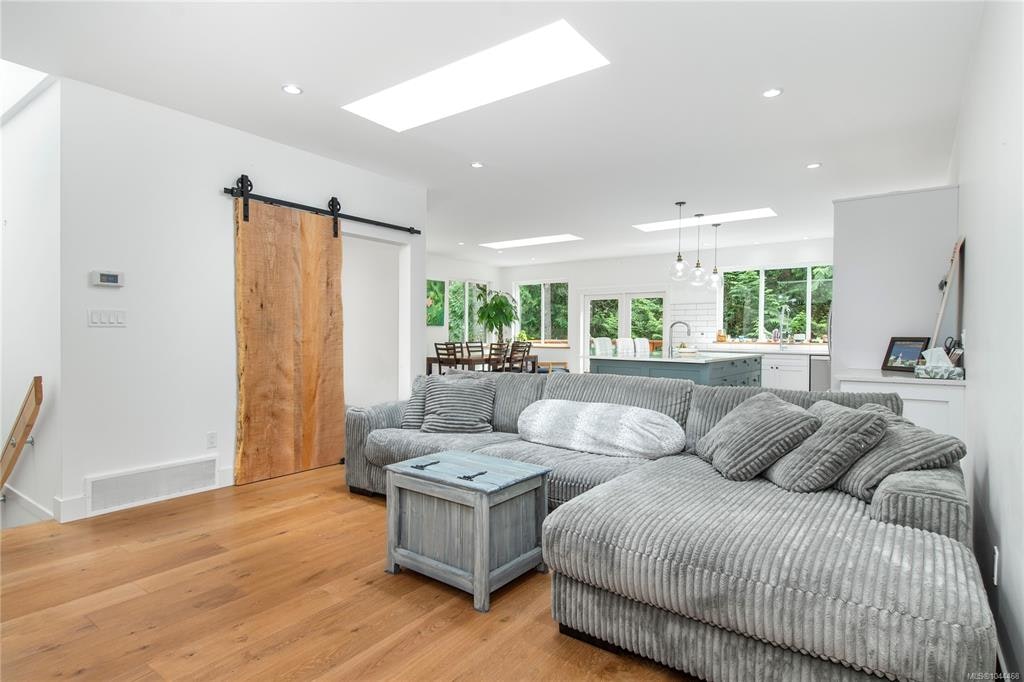 4777 Forbidden Plateau Road, Courtenay, BC, V9J 1R3 - 54