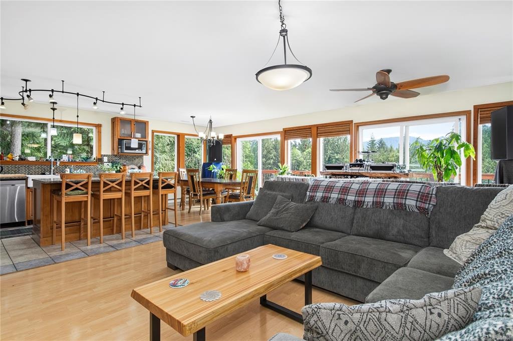 4777 Forbidden Plateau Road, Courtenay, BC, V9J 1R3 - 8