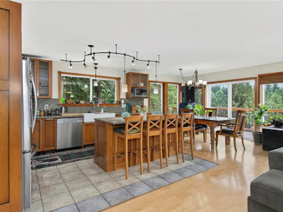 4777 Forbidden Plateau Road - 5