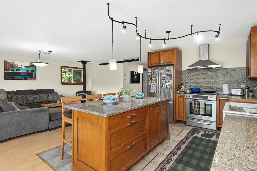 4777 Forbidden Plateau Road, Courtenay, BC, V9J 1R3 - 6
