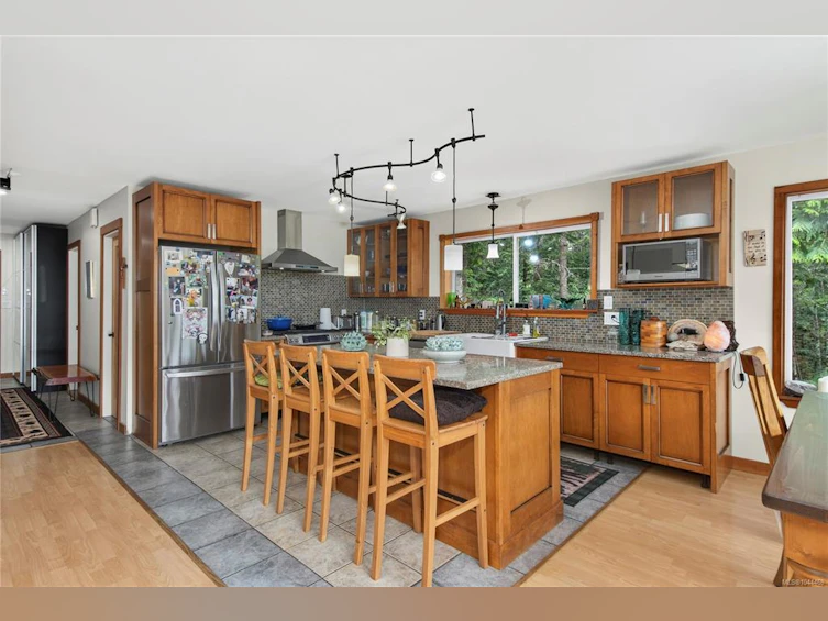4777 Forbidden Plateau Road, Courtenay, BC, V9J 1R3 - 2
