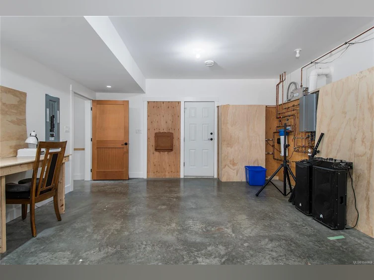 4777 Forbidden Plateau Road, Courtenay, BC, V9J 1R3 - 74