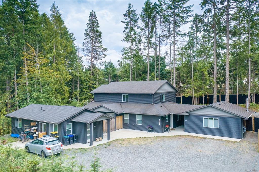 242 E Sunningdale Road, Qualicum Beach, BC, V9K 1L3