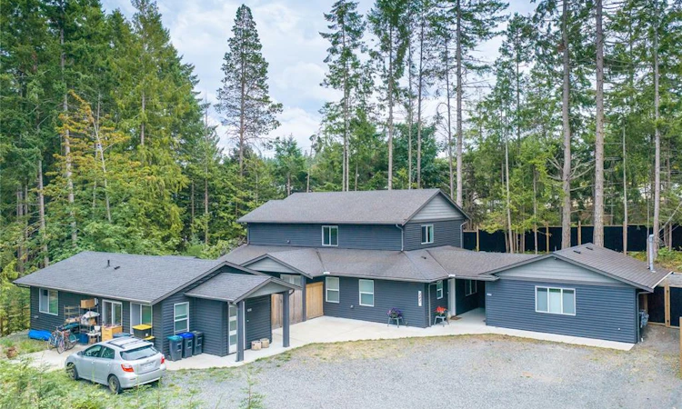 242 E Sunningdale Road