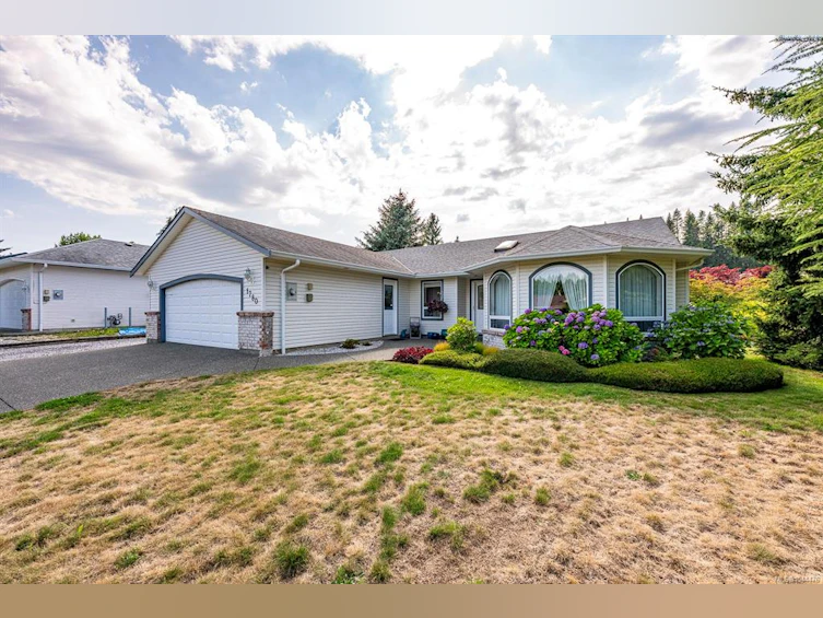 1780 Valley View Drive, Courtenay, BC, V9N 8S4