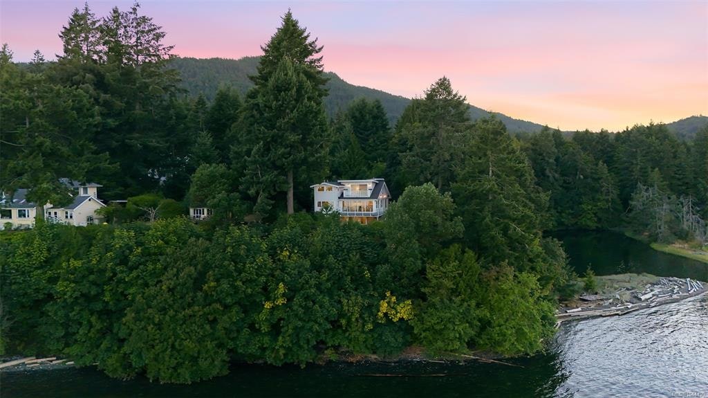312 Roland Road, Ladysmith, BC, V9G 1X8 - 92