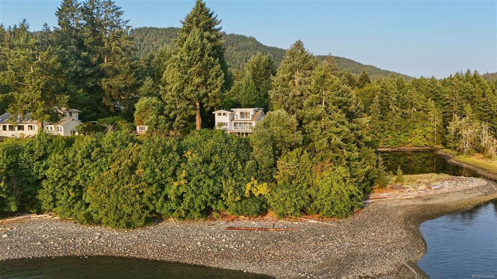 312 Roland Road - 4