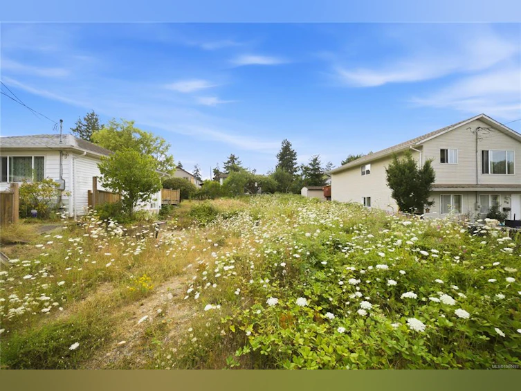 840 Victoria Road, Nanaimo, BC, V9R 4R8 - 8
