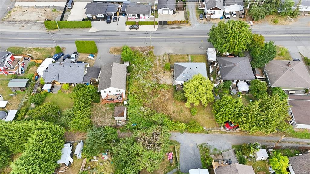 840 Victoria Road - 2