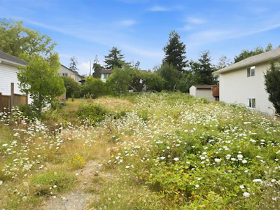 840 Victoria Road - 3