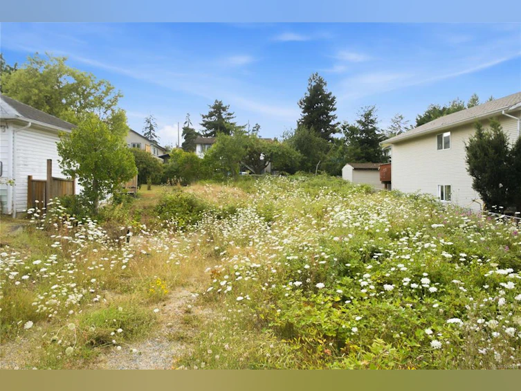 840 Victoria Road, Nanaimo, BC, V9R 4R8 - 3