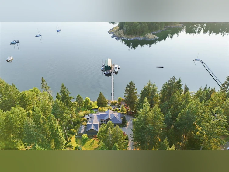 1157 West Road, Quadra Island, BC, V0N 2P0 - 6