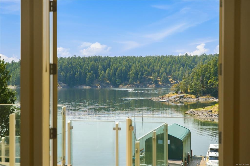 1157 West Road, Quadra Island, BC, V0N 2P0 - 20