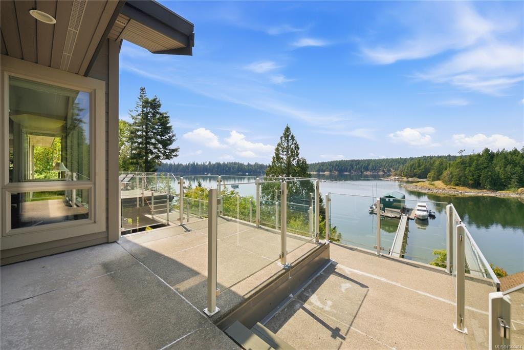 1157 West Road, Quadra Island, BC, V0N 2P0 - 45