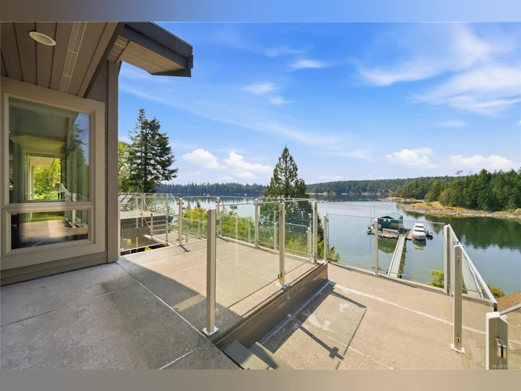 1157 West Road, Quadra Island, BC, V0N 2P0 - 45