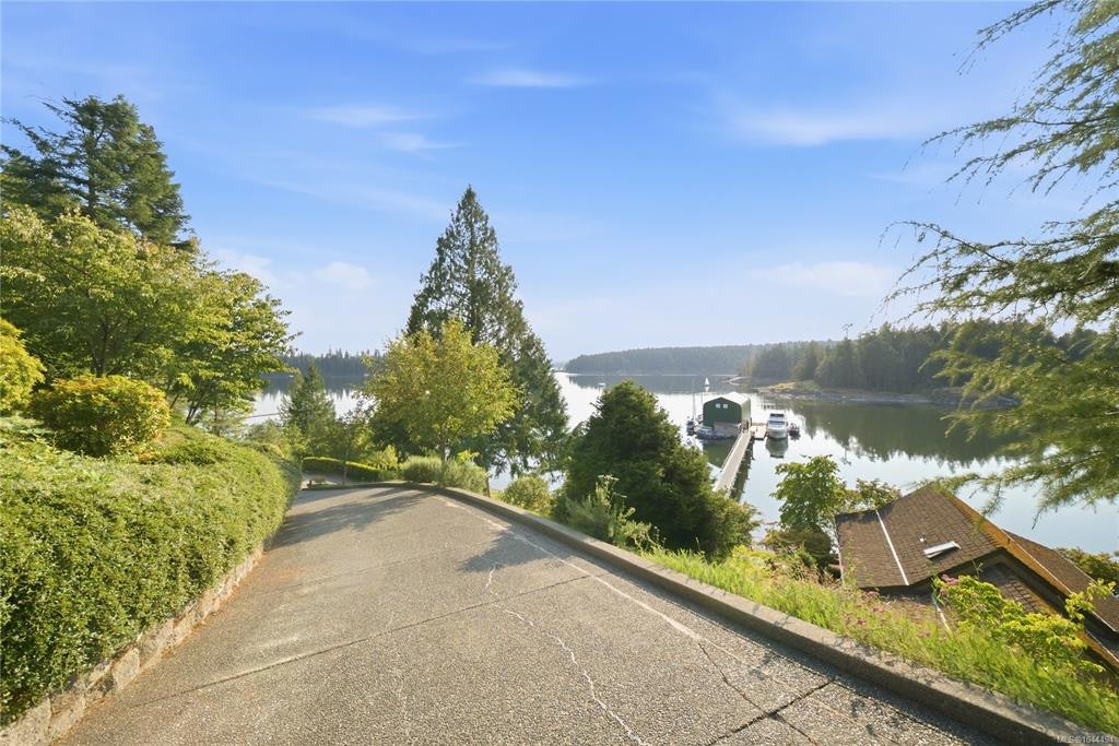 1157 West Road, Quadra Island, BC, V0N 2P0 - 70