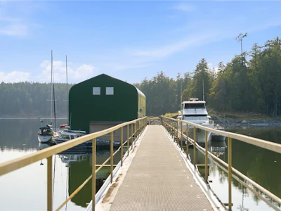 1157 West Road - 5