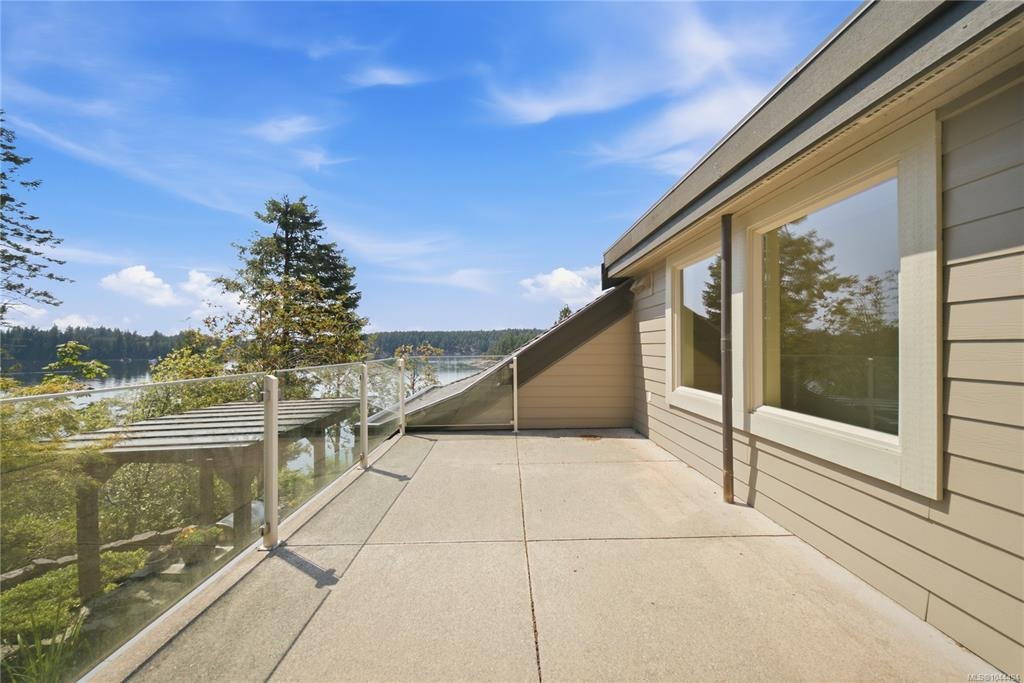 1157 West Road, Quadra Island, BC, V0N 2P0 - 52