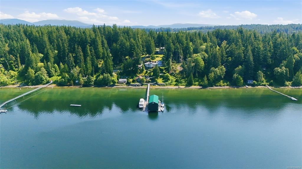 1157 West Road, Quadra Island, BC, V0N 2P0 - 8