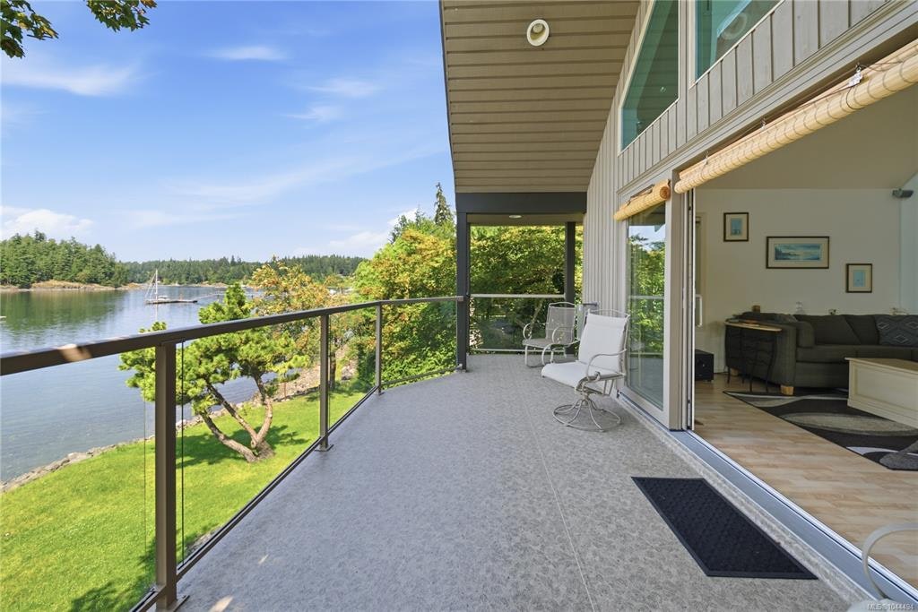 1157 West Road, Quadra Island, BC, V0N 2P0 - 77