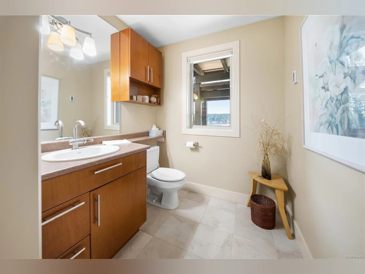 1157 West Road, Quadra Island, BC, V0N 2P0 - 65