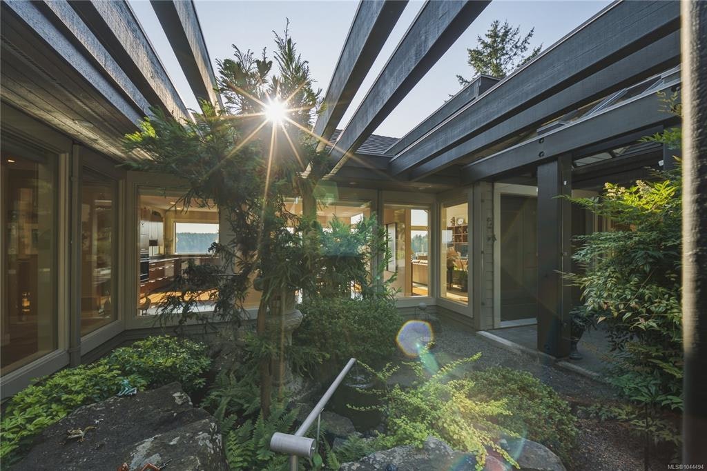 1157 West Road, Quadra Island, BC, V0N 2P0 - 17