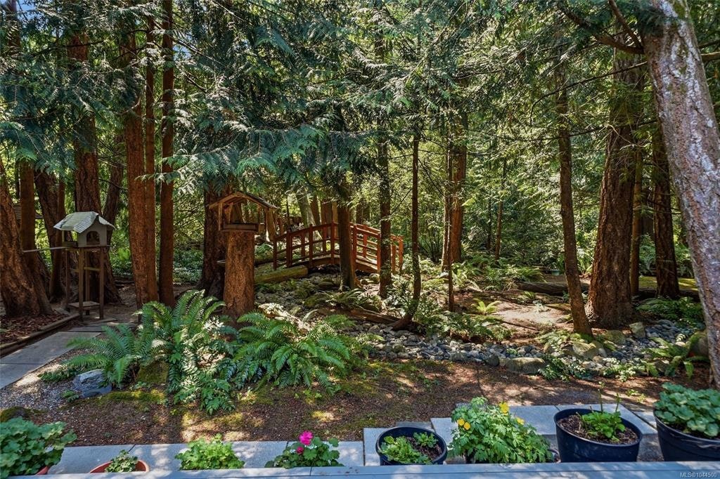 382 Dorset Road, Qualicum Beach, BC, V9K 1H5 - 8