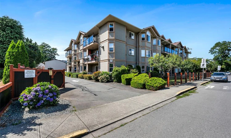 106-650 Dobson Road