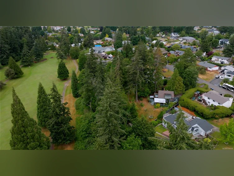 1719 E Centennial Avenue, Comox, BC, V9M 2W3 - 48
