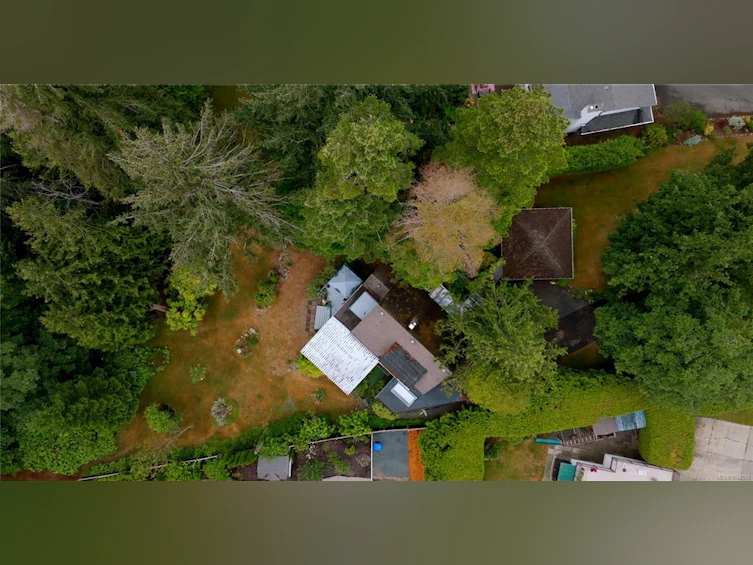 1719 E Centennial Avenue, Comox, BC, V9M 2W3