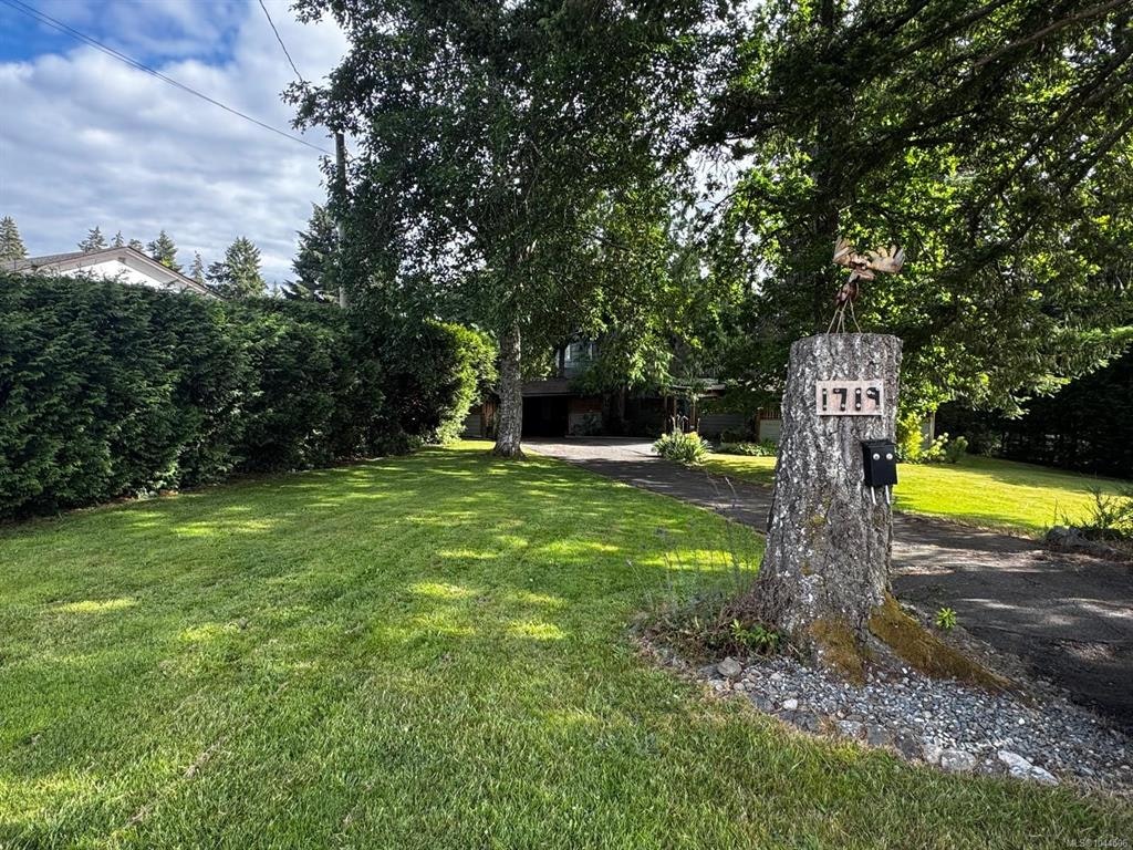 1719 E Centennial Avenue - 2