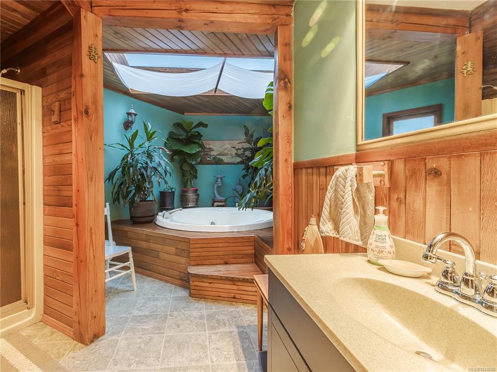 1719 E Centennial Avenue, Comox, BC, V9M 2W3 - 30
