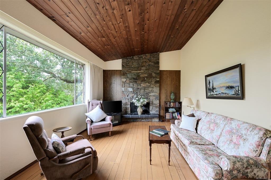 3938 Shorncliffe Road, Saanich, BC, V8P 2T6 - 7