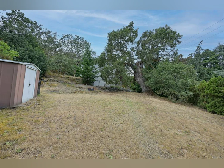 3938 Shorncliffe Road, Saanich, BC, V8P 2T6 - 44