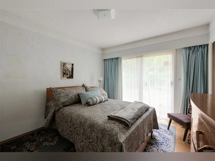 3938 Shorncliffe Road, Saanich, BC, V8P 2T6 - 28