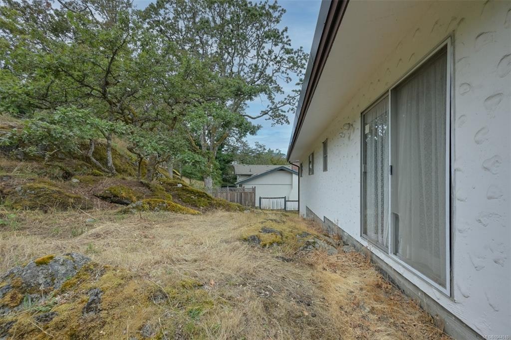 3938 Shorncliffe Road, Saanich, BC, V8P 2T6 - 47