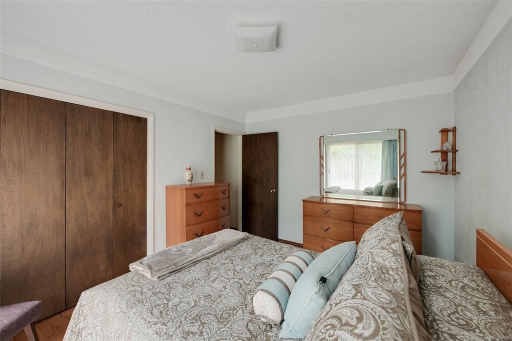 3938 Shorncliffe Road, Saanich, BC, V8P 2T6 - 30