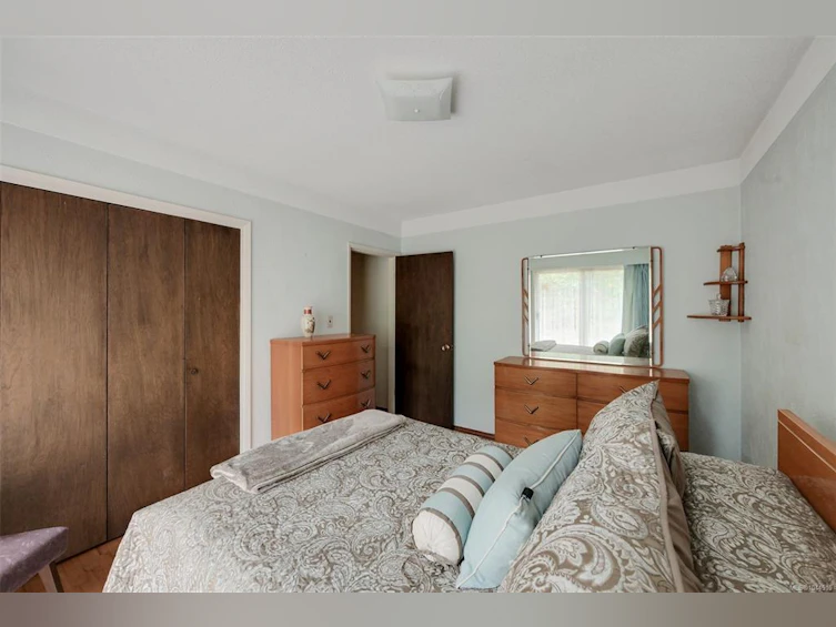 3938 Shorncliffe Road, Saanich, BC, V8P 2T6 - 30