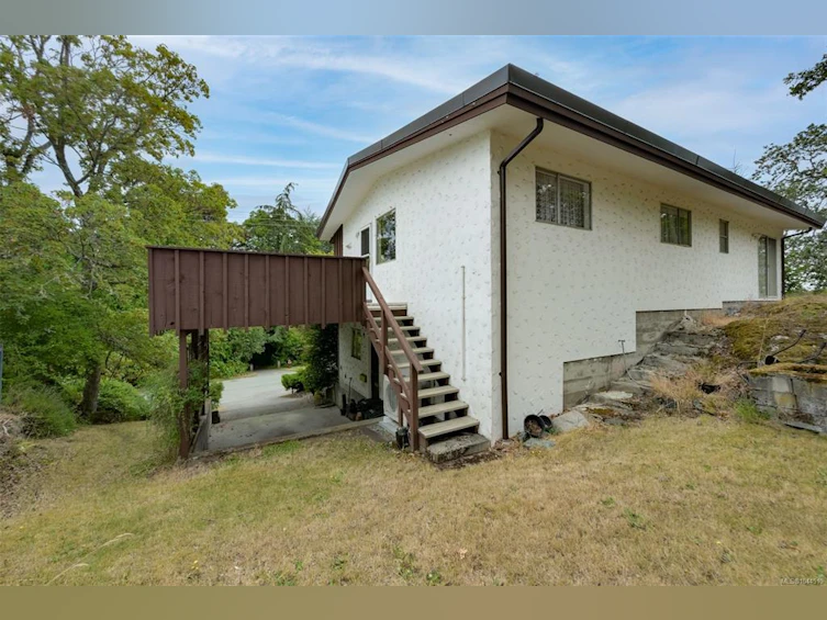 3938 Shorncliffe Road, Saanich, BC, V8P 2T6 - 53