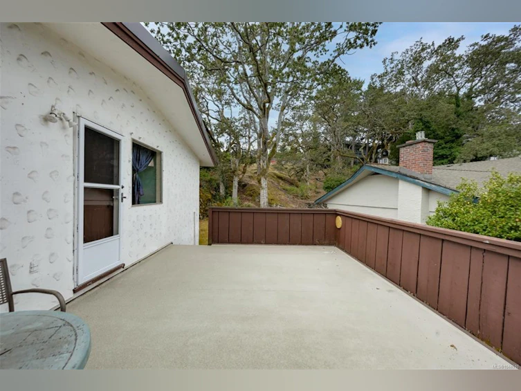 3938 Shorncliffe Road, Saanich, BC, V8P 2T6 - 23