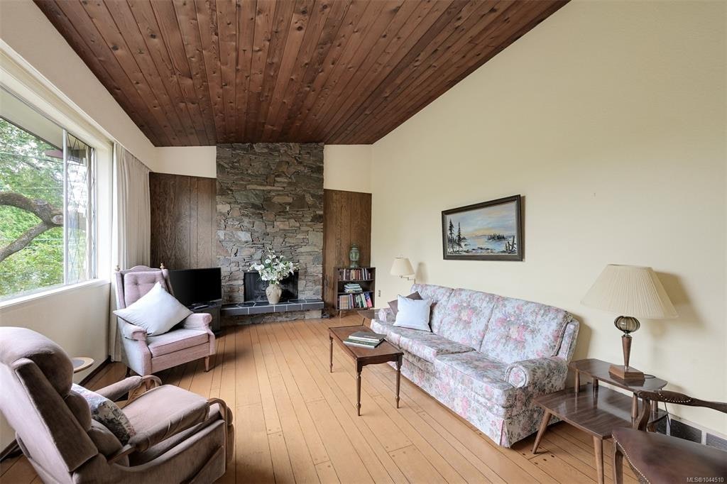 3938 Shorncliffe Road, Saanich, BC, V8P 2T6 - 6
