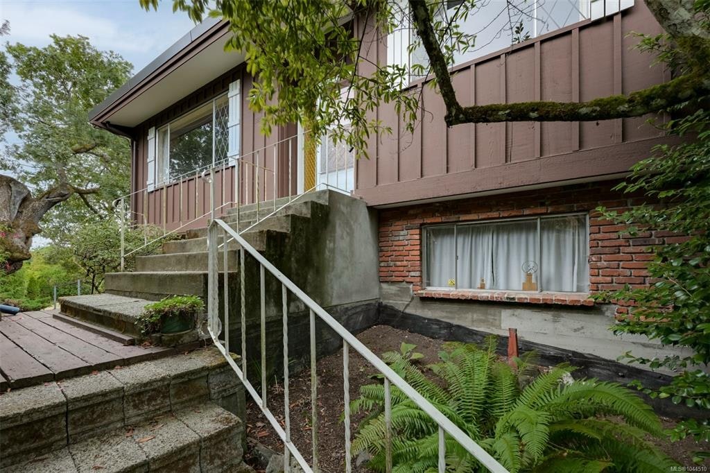3938 Shorncliffe Road - 4