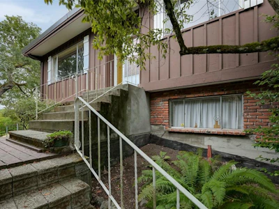 3938 Shorncliffe Road - 4