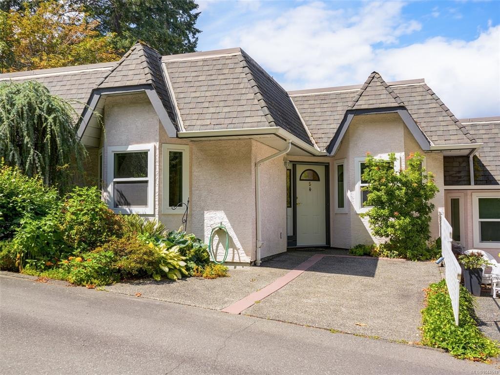 5-930 Josephine Road, Central Saanich, BC, V8M 1B3