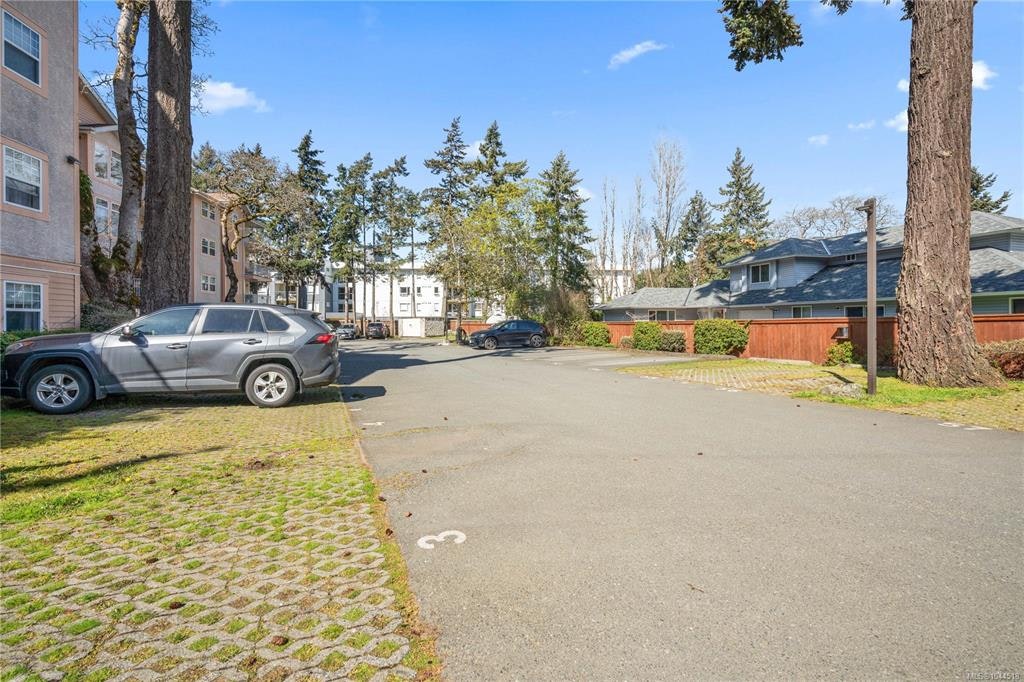 105-606 Goldstream Avenue, Langford, BC, V9B 2W8 - 37