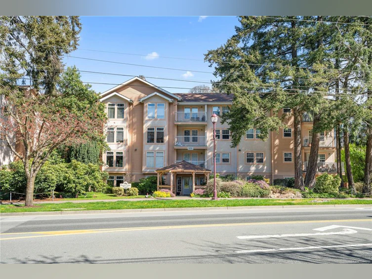 105-606 Goldstream Avenue, Langford, BC, V9B 2W8